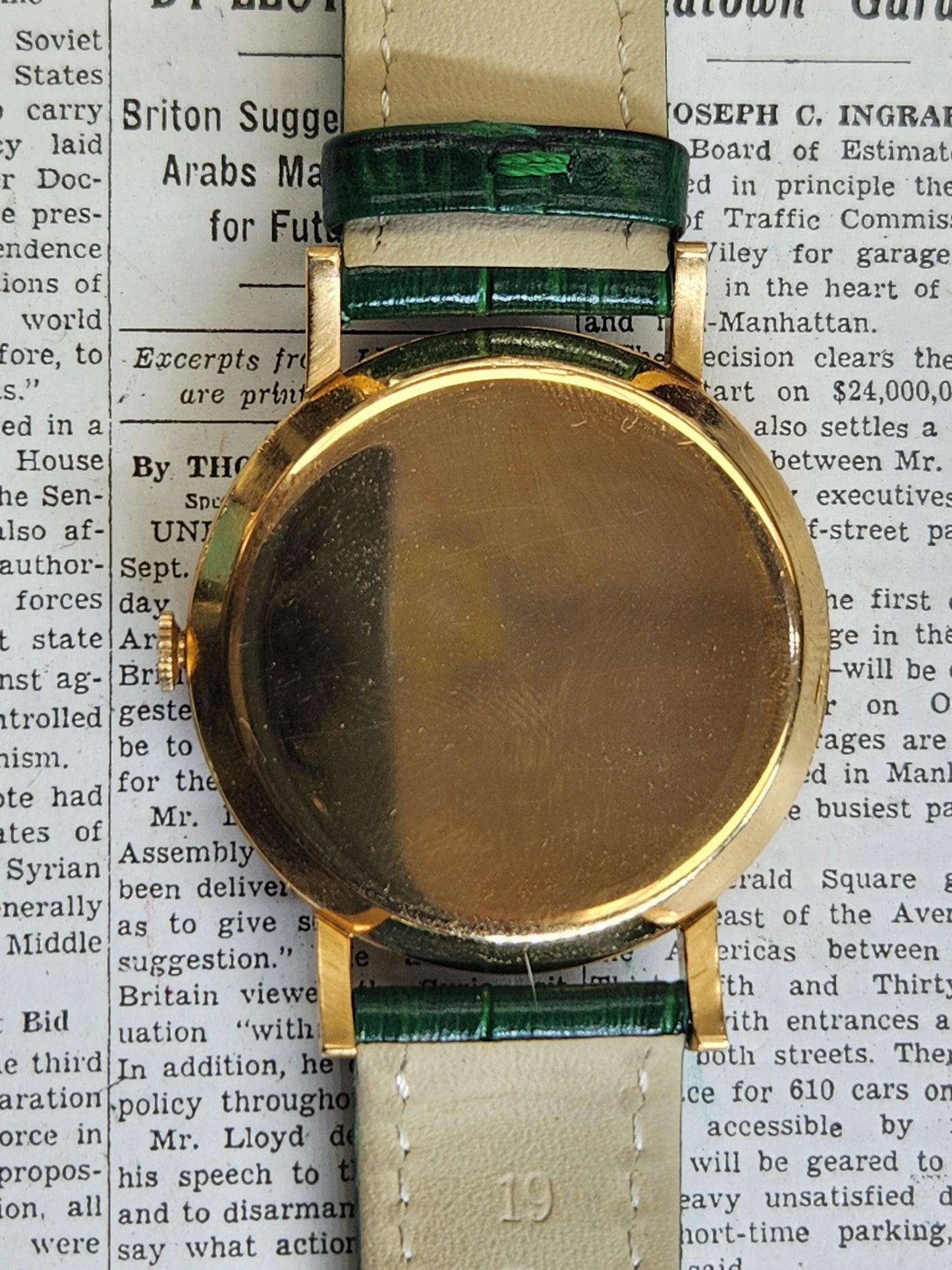 Vacheron Constantin Oversized 18kt dual tone dial from the 1950s