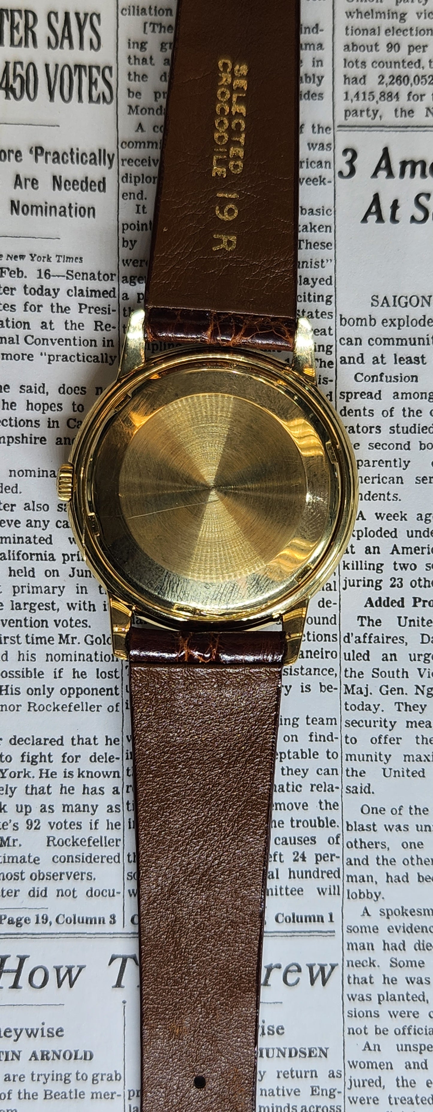Patek Philippe 3433 18kt yellow Gold Automatic with a waterproof case from the 1950's