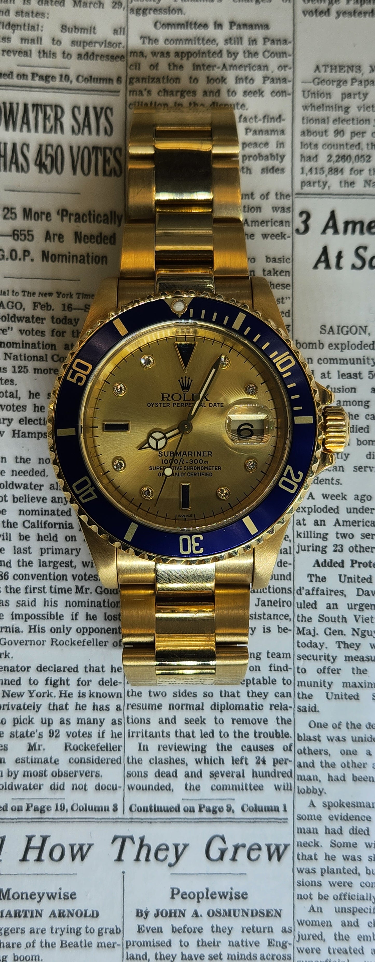 Rolex 16618 18kt Submariner Cert dial from 1999