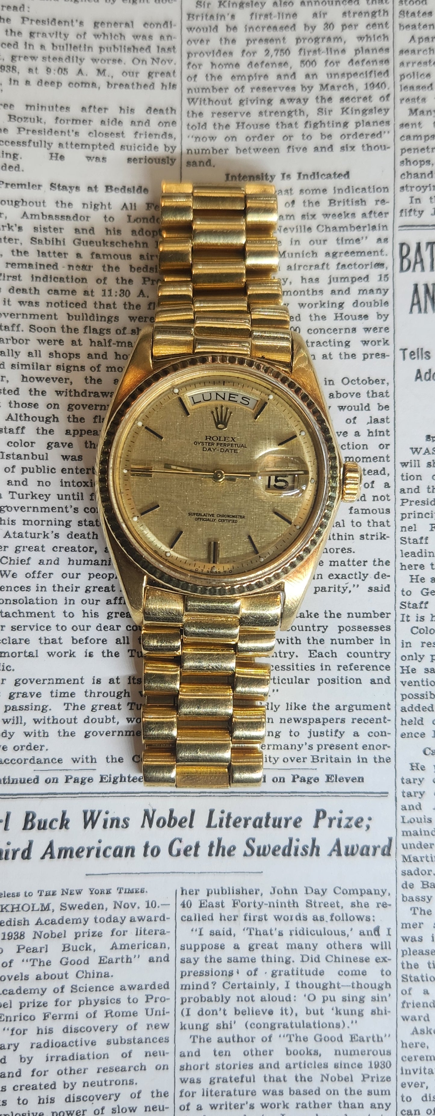 Rolex 1803 Day date Linen dial 1976