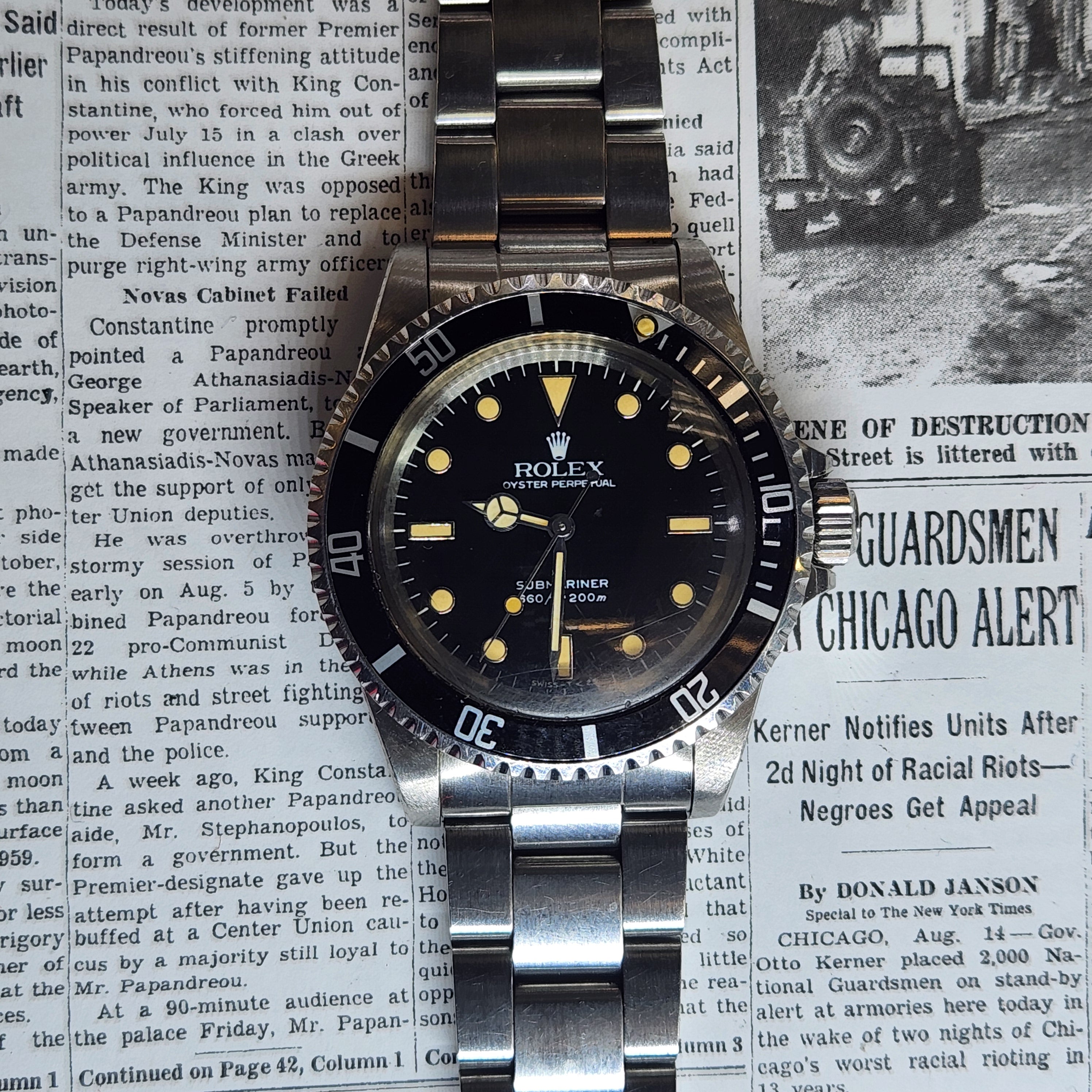 Rolex Submariner 5513 box and papers from 1986 Ref. 5513 Manhattan Watch Company