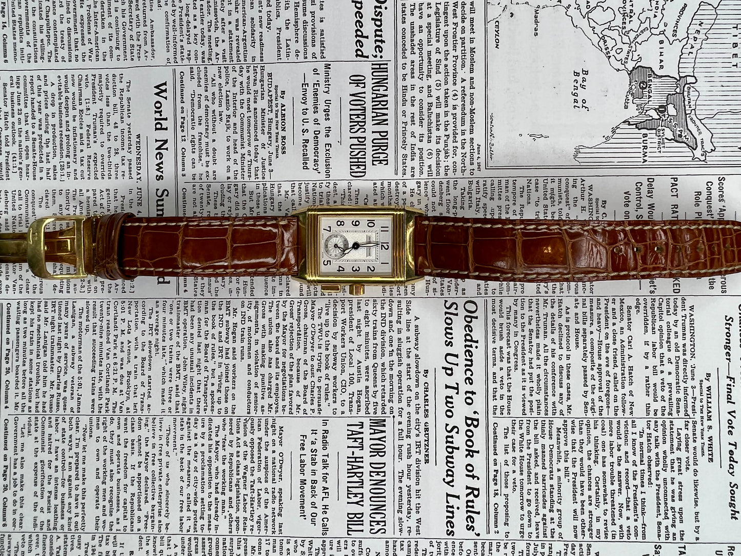 Jaeger LeCoultre Memory Reference 255.1.82 18K Yellow Gold