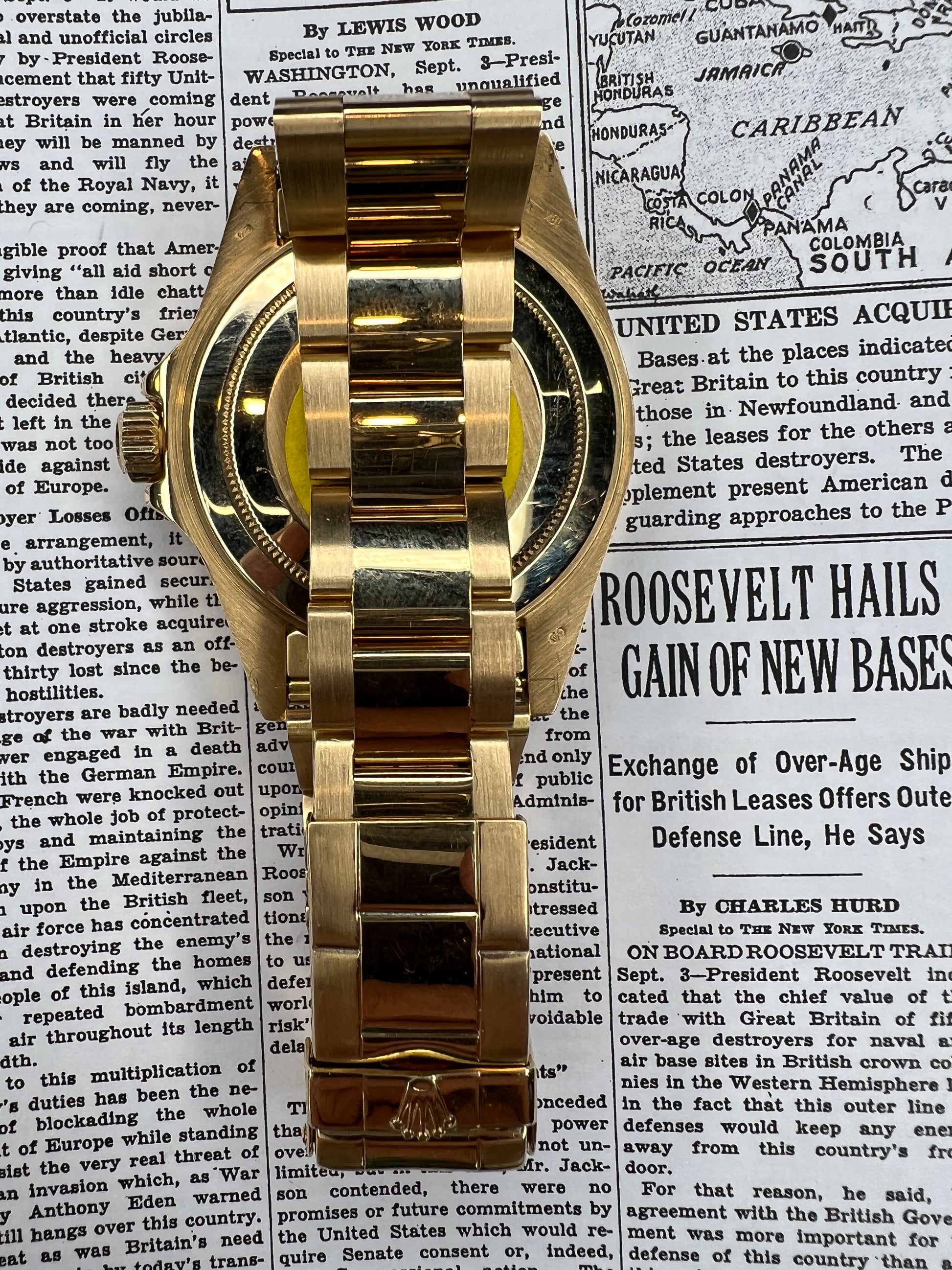 In Watches, Yellow Gold Is Back - The New York Times