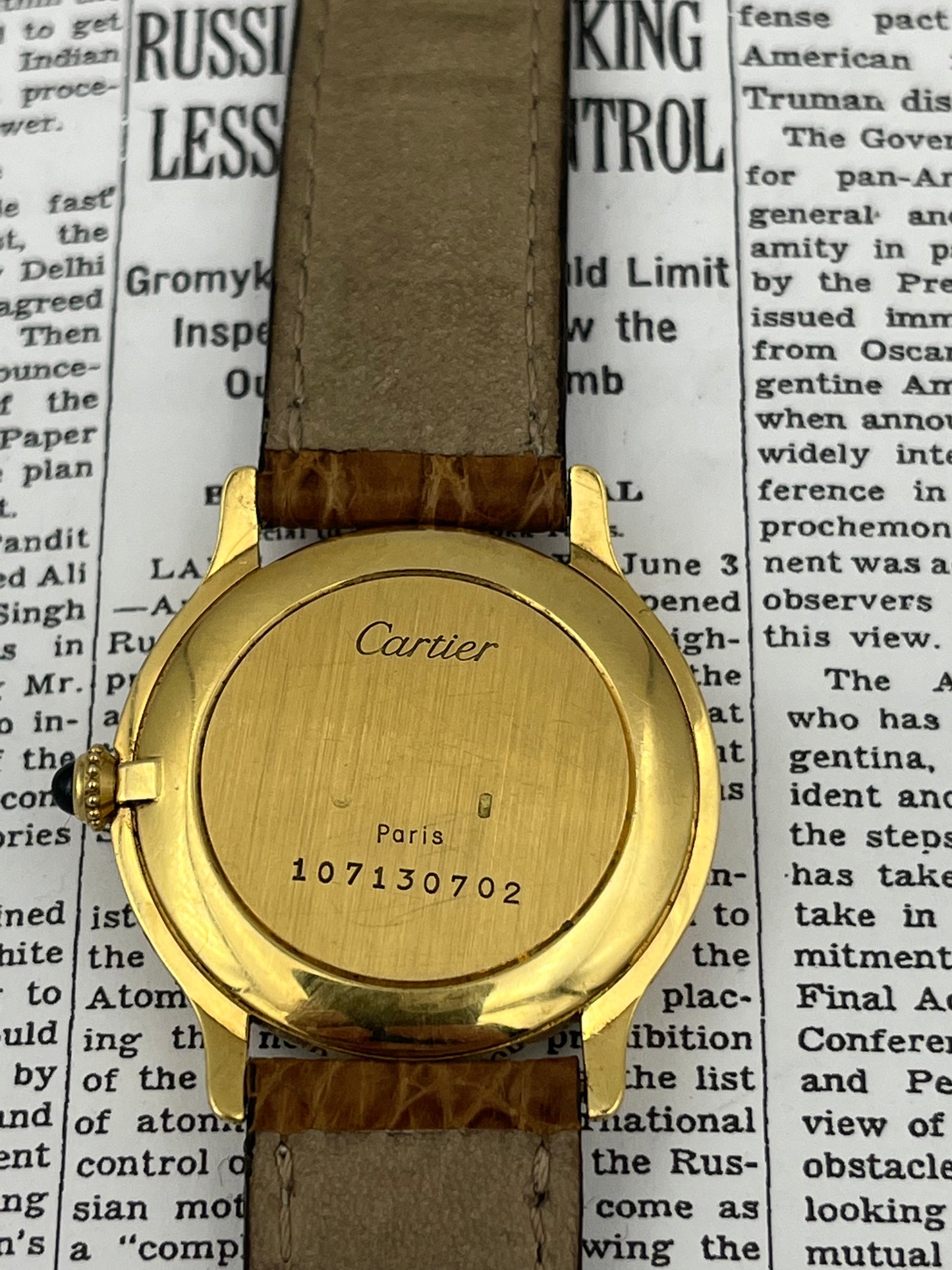 Cartier 18k Round Case Deployant Signed Buckle